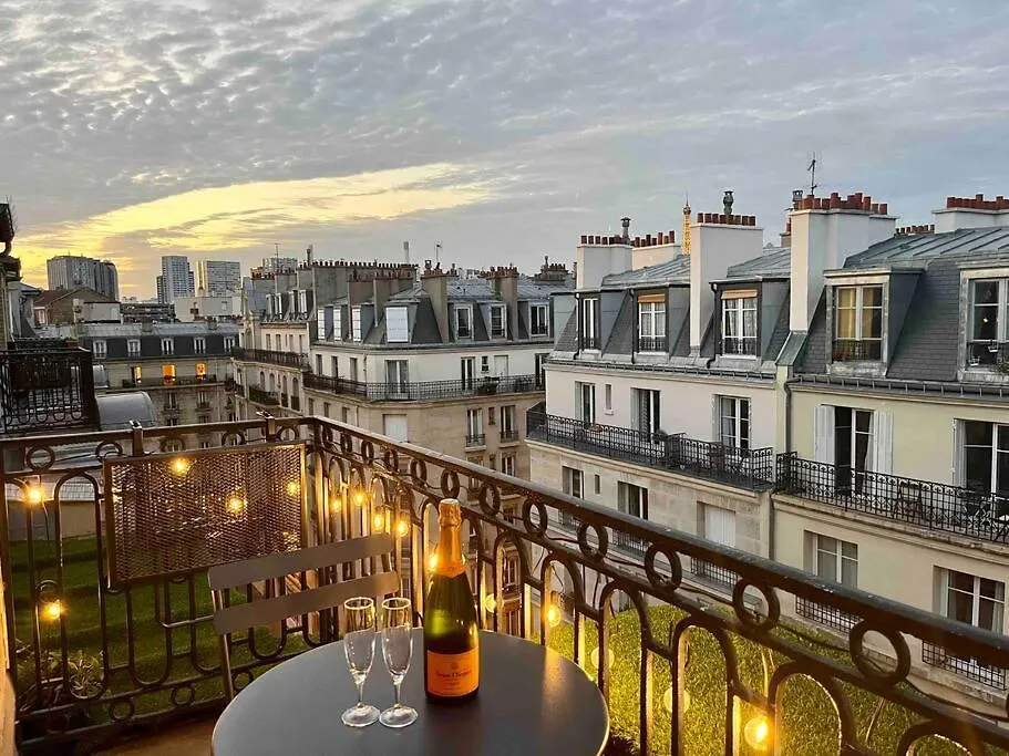 Apartment De Charme, Terrasse Et Vue Tour Eiffel